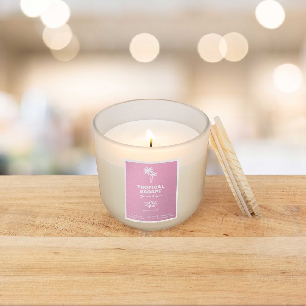 Tropical Escape Single Wick Candle - Image 2