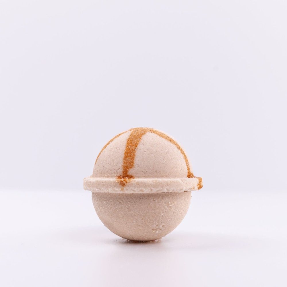 Oatmeal + Honey Bath Bomb - Image 4